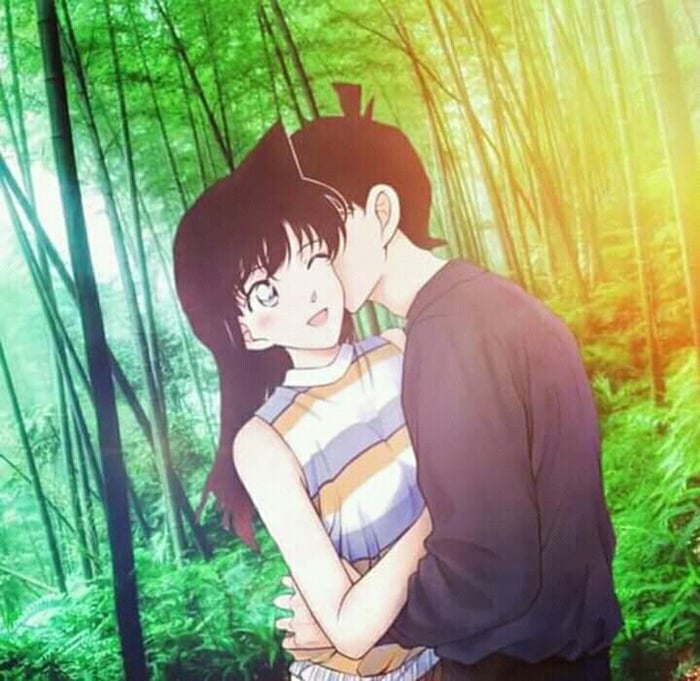 Bức tranh Shinichi và Ran hôn nhau tạo nên khoảnh khắc đẹp nhất